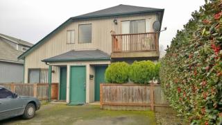 516 Smithers Ave, Seattle, WA 98057-2574