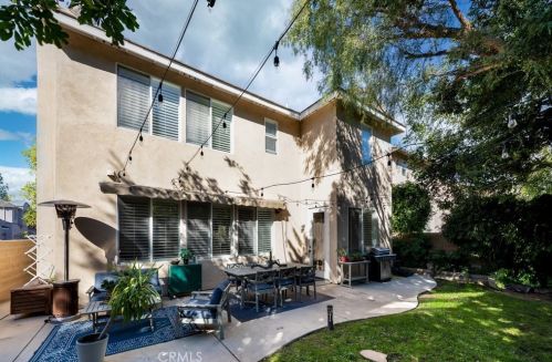 58 Montrose, Irvine CA  92620-1995 exterior