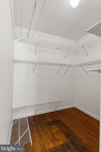 231 Mulberry St, Lancaster PA  17603-3741 exterior