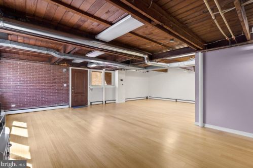 1006 Somerset Ln, Silver Spring MD 20904-6241 exterior