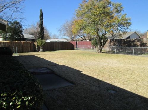 5405 Laredo Ln, Garland TX  75043-3602 exterior