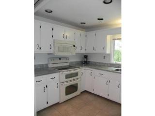 25 Winterwood Dr, Londonderry, NH 03053-3329