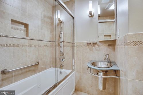 10612 Tenbrook Dr, Silver Spring MD 20901-1030 exterior