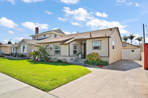 1750 245th St, Torrance, CA 90501-6714