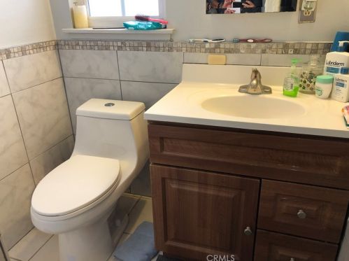 1602 Raymar St, Santa Ana CA 92703-4619 exterior