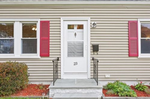 23 Victory Ct, Norwalk, CT 06855-1413