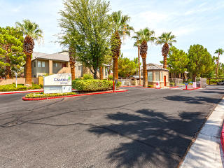 6530 Annie Oakley Dr, Henderson NV  89014-0264 exterior