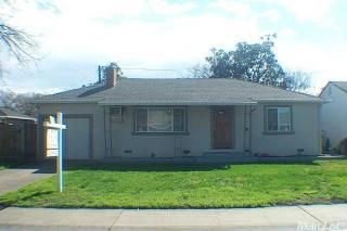 10 Downs St, Stockton, CA 95204-1923