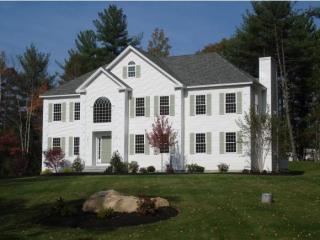 30 Bricketts Mill Rd, Hampstead, NH 03841-2311