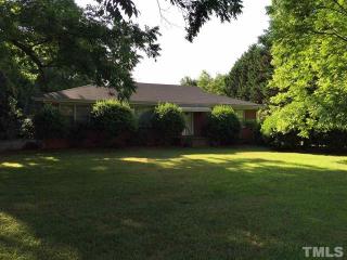 105 Saint Marys St, Garner, NC 27529-3129