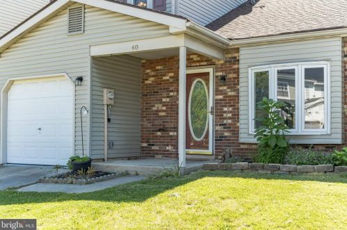 40 Monroe St, Auburn, NJ 08085-1536