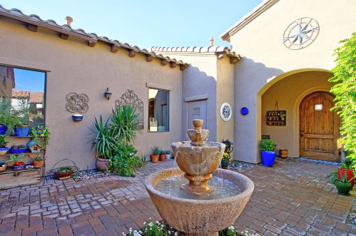 57576 Santa Rosa Trl, La Quinta, CA 92253-7757