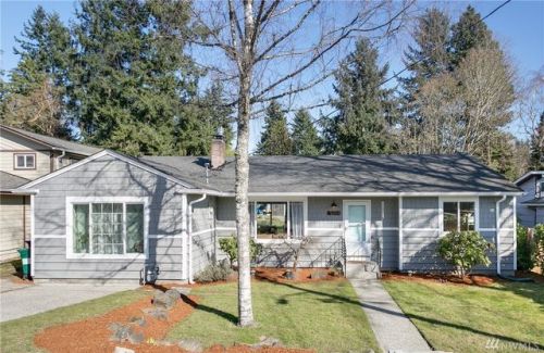 16244 14th Ave, Seattle, WA 98166-2818