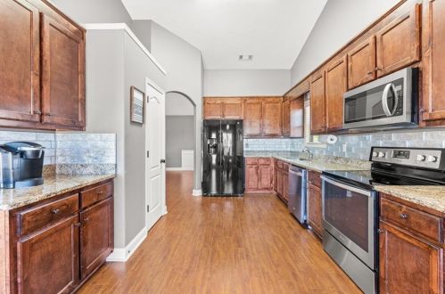 414 Lake Vista Dr, Jefferson GA  30549-4619 exterior