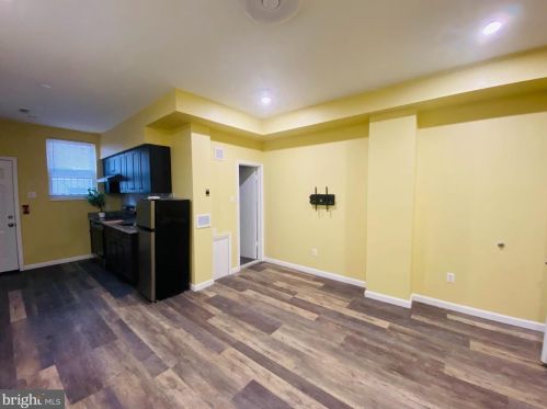 1120 Locust St, Philadelphia PA  19107-6734 exterior