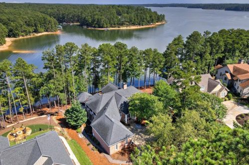 188 Savannah Dr, Mc Cormick, SC 29835-3439