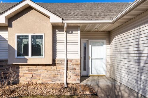 476 3rd St, Douglas, MN 55003-1440