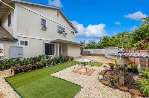 87-863 Kulauku St, Nanakuli, HI 96792