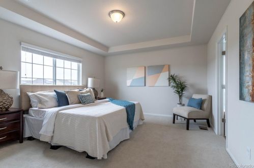 7400 Old Hammer Way, Aurora CO 80016-6115 exterior