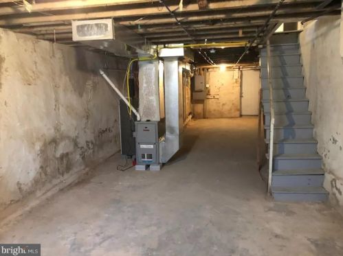 4803 10th St, Philadelphia PA  19141-3929 exterior