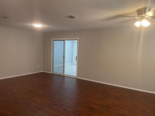 1103 Beatty Dr, Cedar Hill, TX 75104-7110