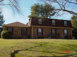 124 Rackham Rd, Hixson, TN 37343-3019
