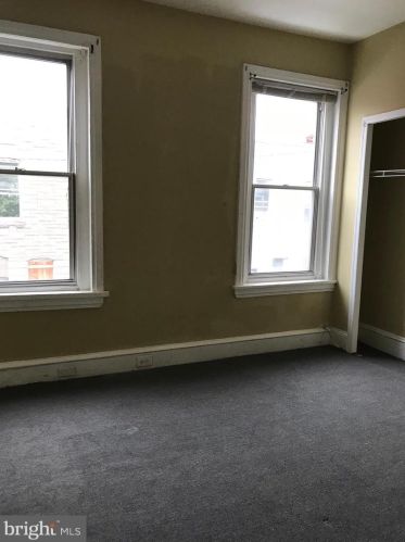 2027 Cleveland St, Philadelphia PA 19121-1501 exterior