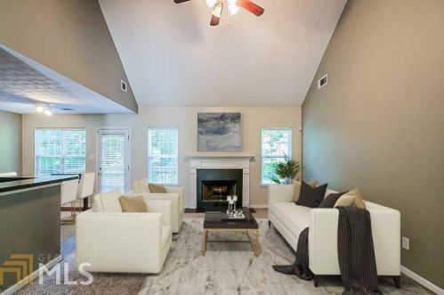 40 Haywood Ct, Porterdale, GA 30016-7793
