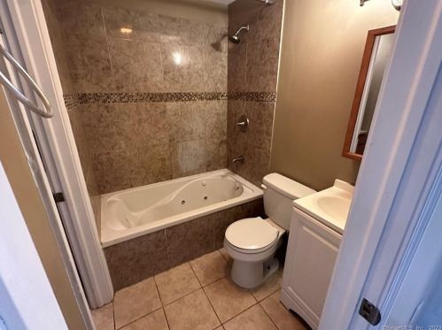 130 Rising Trail Dr, Middletown CT  06457-1671 exterior