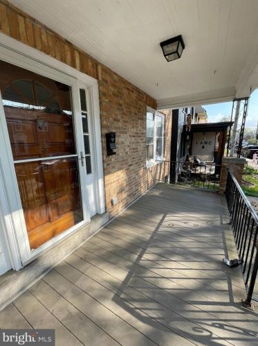 549 Burrowes Ave, Lancaster PA  17602-2120 exterior