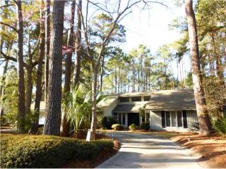 22 Hemingway Cir, Savannah, GA 31411-1409