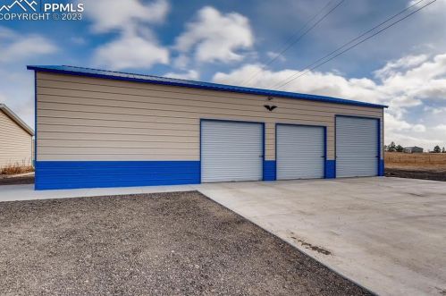 12557 Ellicott Hwy, Calhan CO  80808-9143 exterior