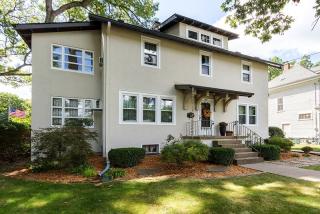 1656 30 Ave, Moline IL  61265-6054 exterior