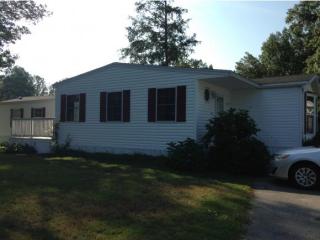 25 Perkins Ave, Seabrook, NH 03874-4260