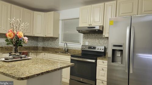 12304 Blakely Ct, Silver Spring MD 20904-1812 exterior