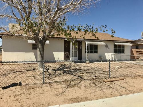 225 Fairview St, Ridgecrest, CA 93555-3824