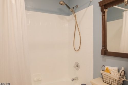 48 Green Heron Dr, Hackettstown NJ  07840-3330 exterior