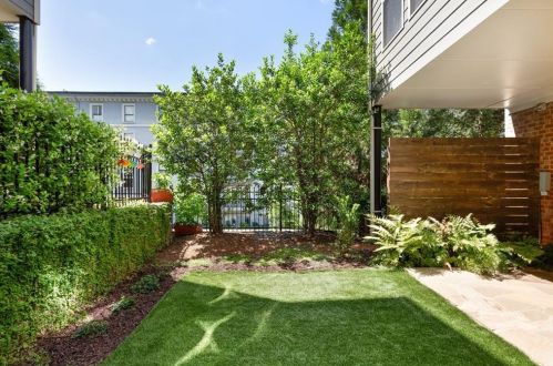 3261 Ferncliff Ln, Atlanta GA  30324-2569 exterior