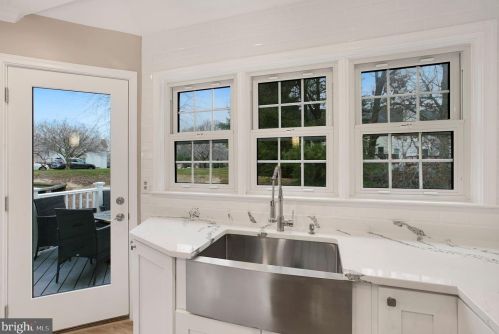 3308 Weymouth Ct, Woodbridge, VA 22192-1000