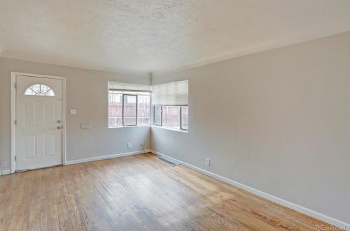 1960 Oswego St, Denver CO  80010-1618 exterior