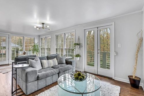 4175 Harrogate Dr, Atlanta GA  30327-3624 exterior