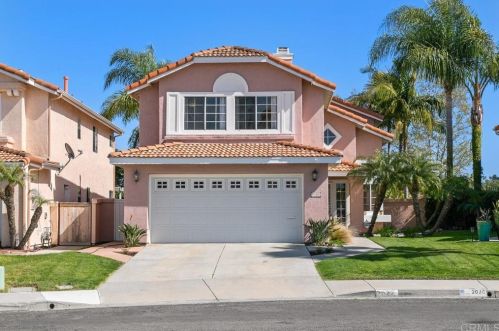 2022 San Remo Dr, Oceanside, CA 92056-3280