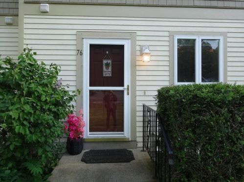 76 Fairway Dr, Coventry, RI 02816-5775
