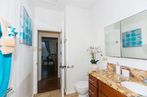 536 12 Ave, Honolulu HI  exterior