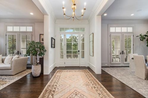 271 Hillside Dr, Atlanta GA  30342-3623 exterior