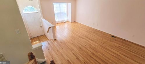 2203 Bear Valley Ter, Silver Spring MD  20906-6198 exterior