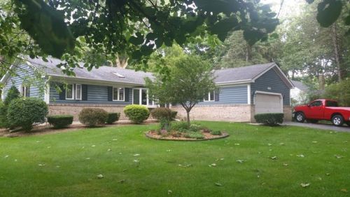 11826 Mohican Dr, Barrington Hills, IL 60102
