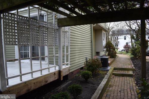 125 Lincoln Ave, Tavistock NJ  08033-1848 exterior