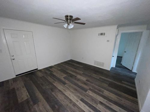 601 Francine Dr, Irving TX  75060-4437 exterior