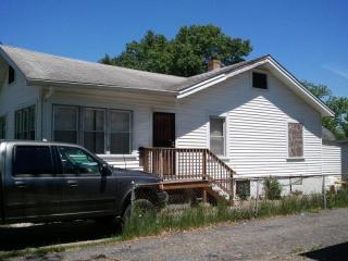 3965 Monroe St, Gary IN  46408-2744 exterior